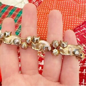 Avon Gold-Tone Cat Link Bracelet